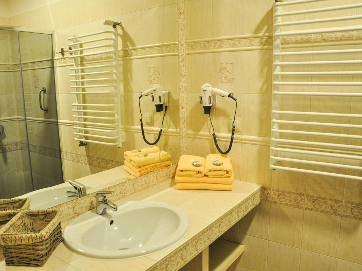 Hotel Stara Garbarnia Bed & Breakfast 3*