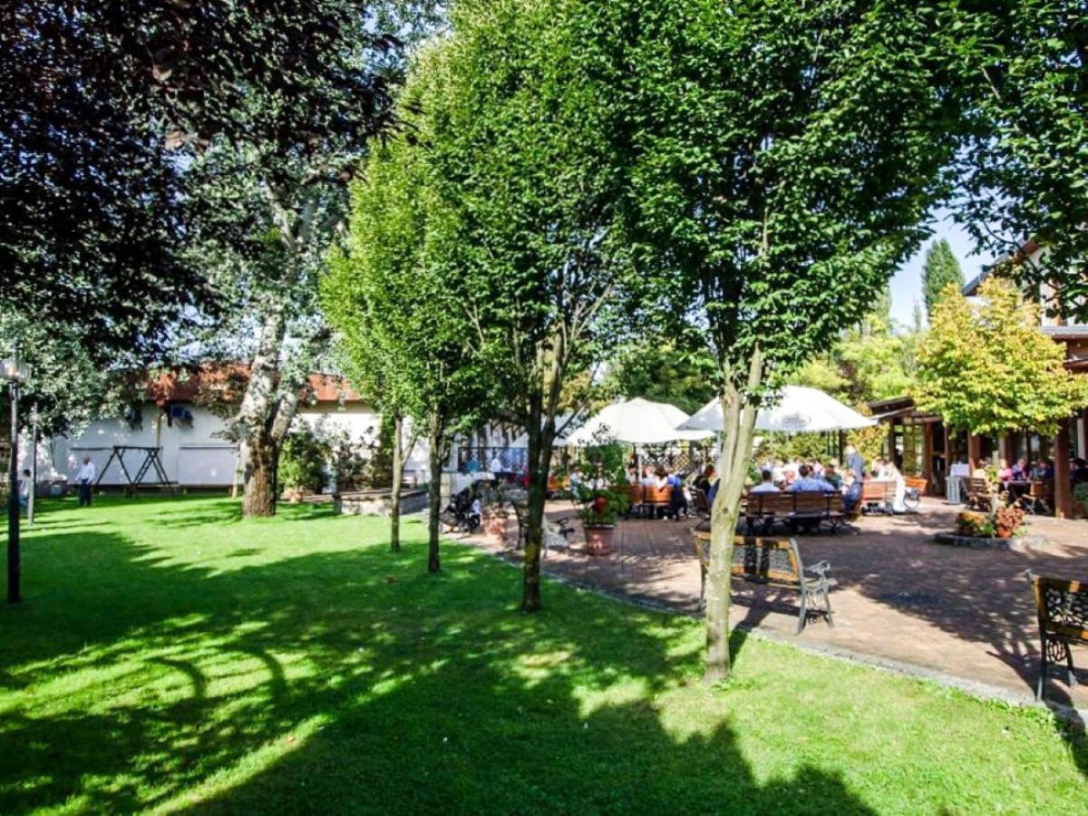 Hotel Stara Garbarnia Bed & Breakfast 3*